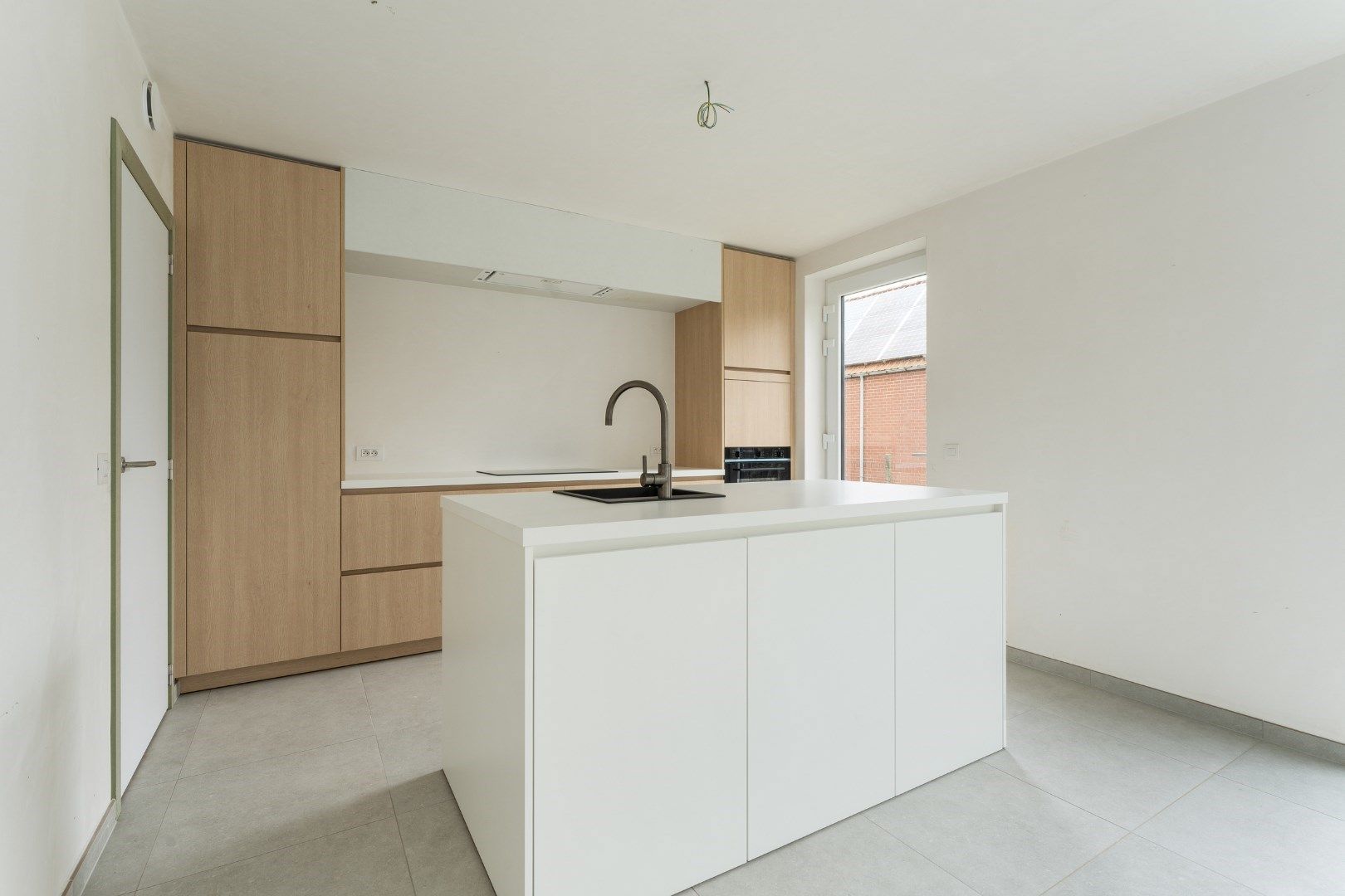 Rustig gelegen halfopen nieuwbouwwoning  foto 9