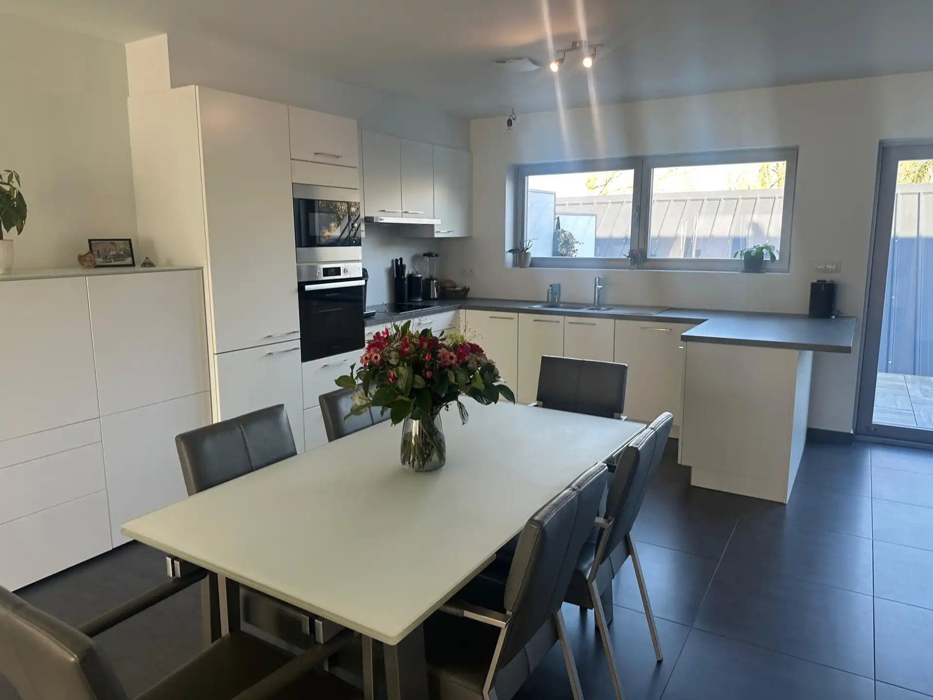 Appartement te huur foto 3