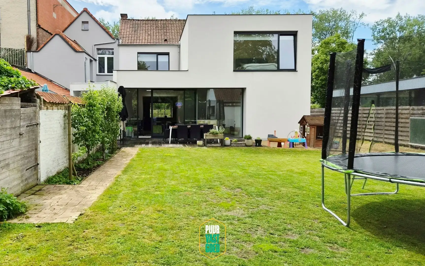 Strak moderne renovatie in dialoog met authentieke charme foto 25
