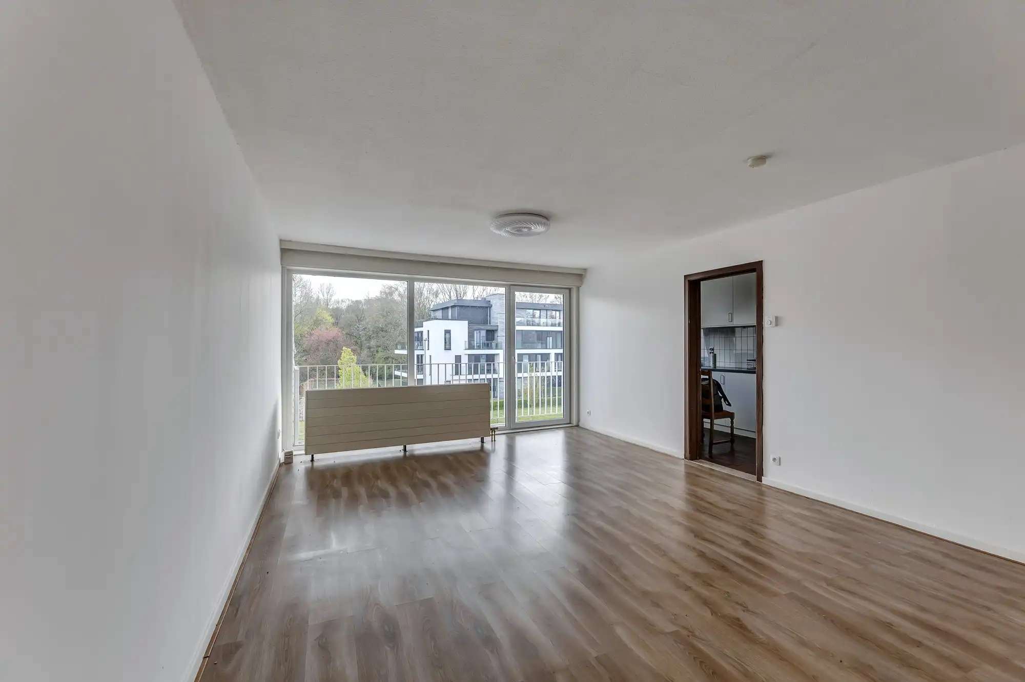 Opbrengsteigendom met 5 entiteiten en garageboxen in Aalst foto 2