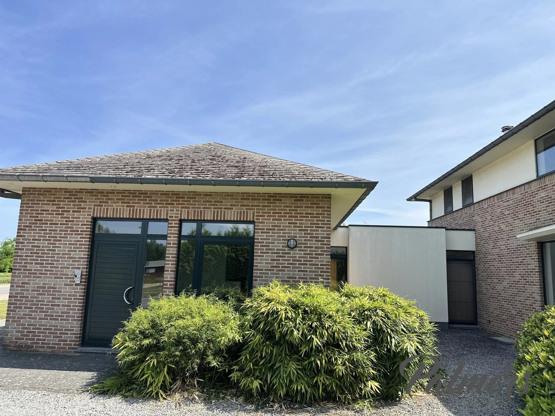 Veelzijdige villa foto 45