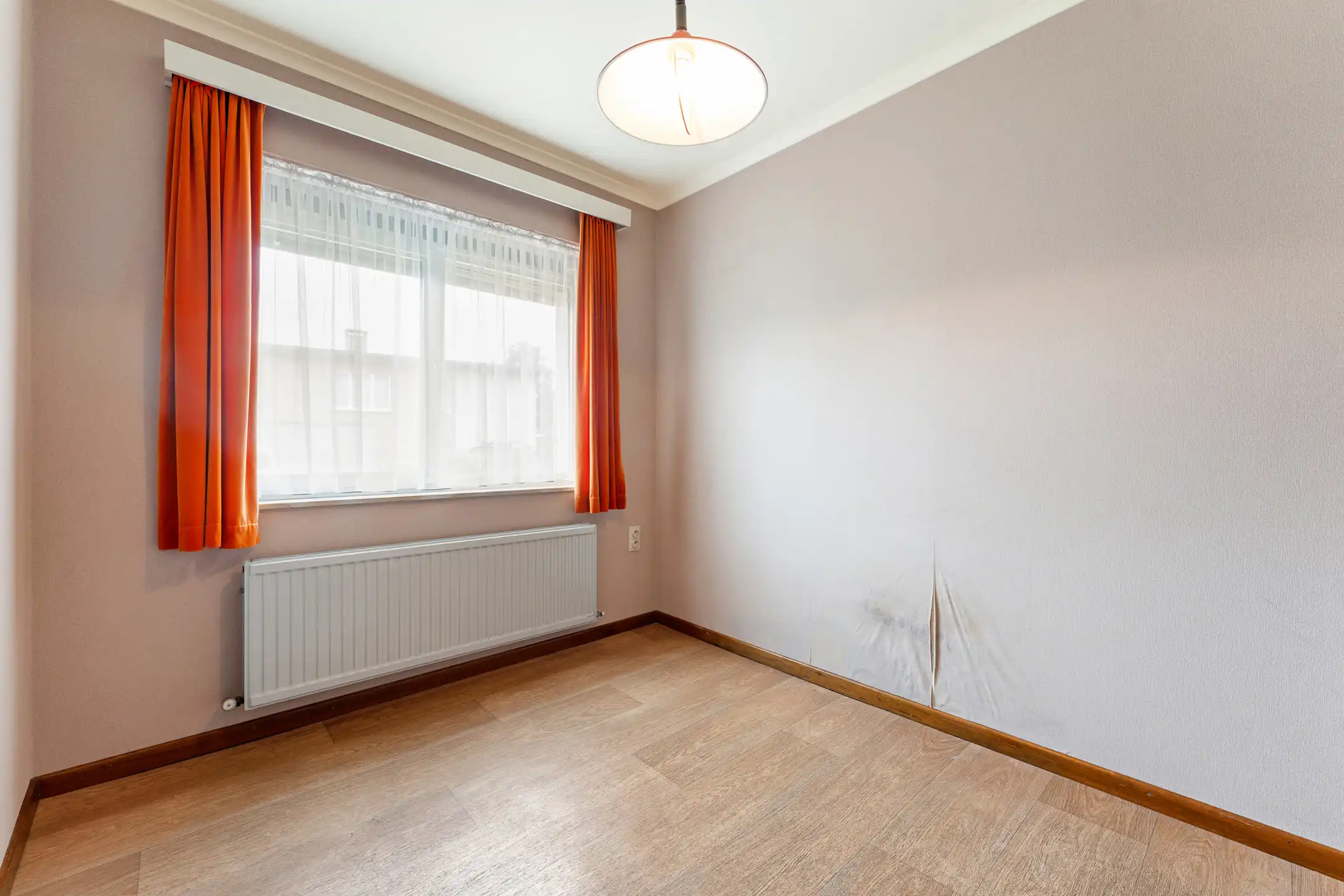 Charmante woning met inpandige garage te Millen foto 11