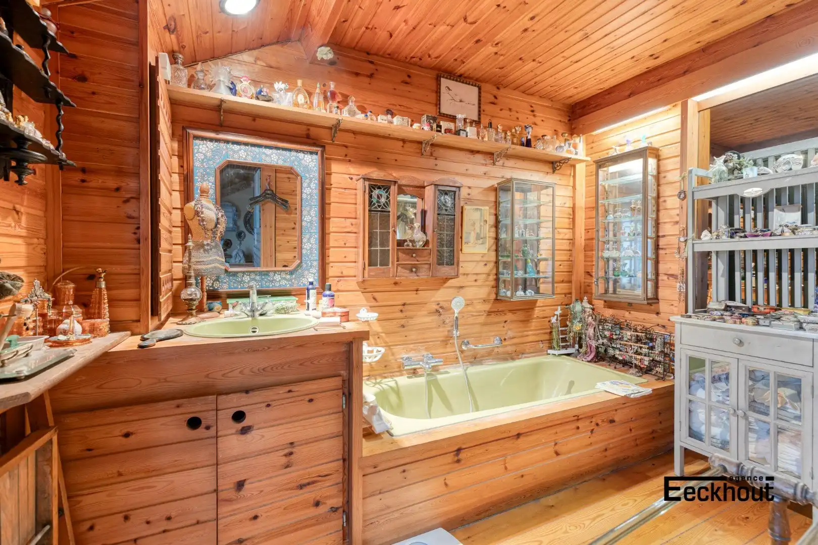 Sfeervol ingericht restaurant/praatcafé met ruime woonst  foto 21