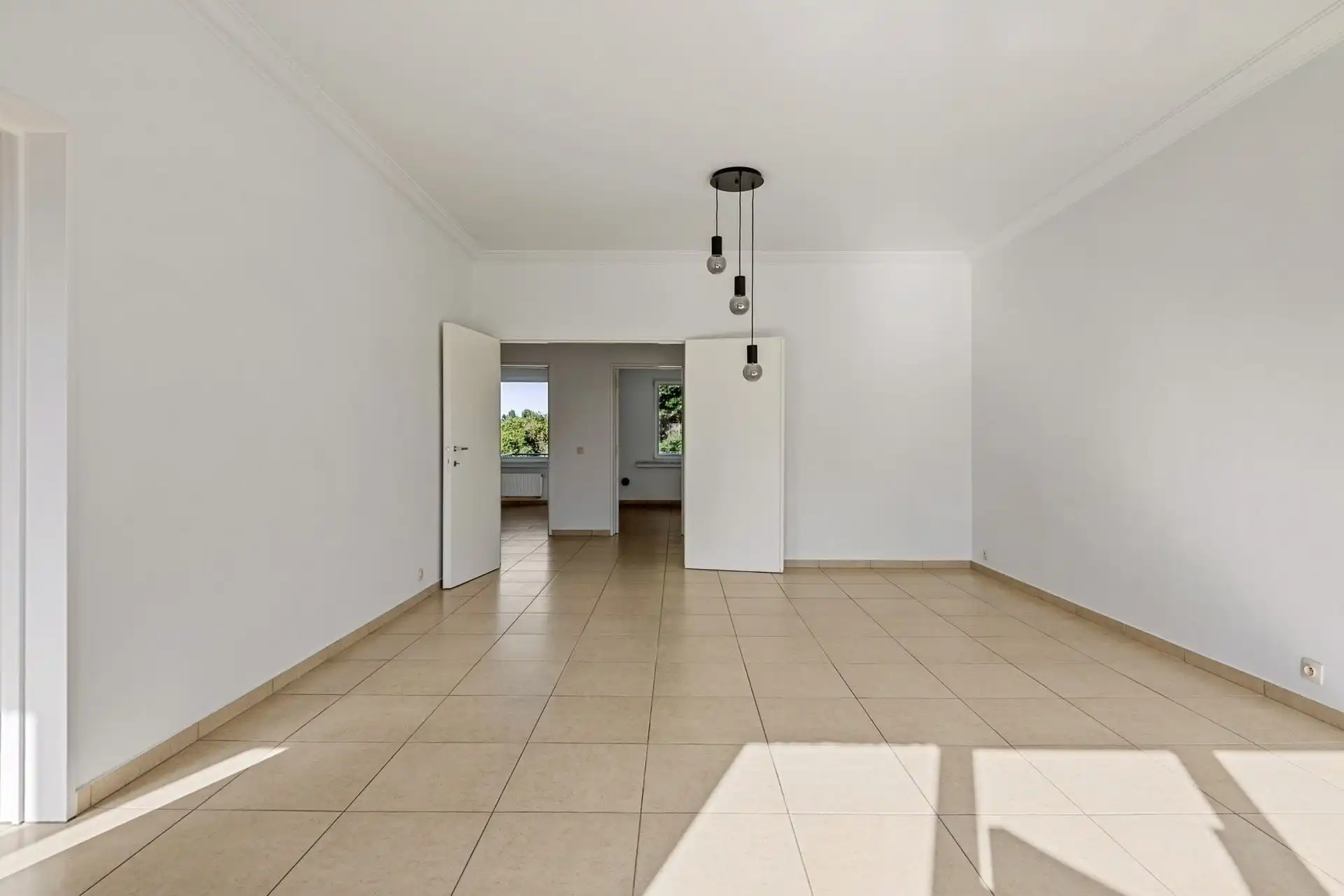 Centraal gelegen en instapklaar appartement met garagebox. foto 5