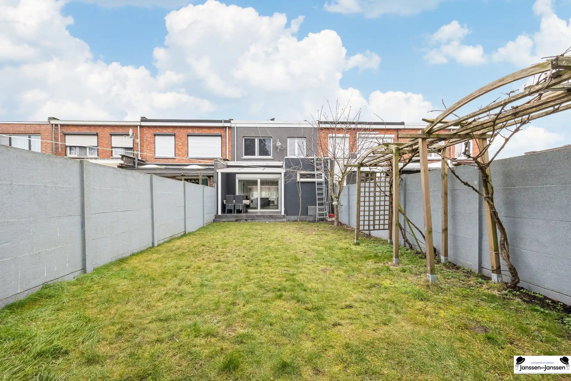 Energiezuinige woning op een top locatie in Merksem! foto 24