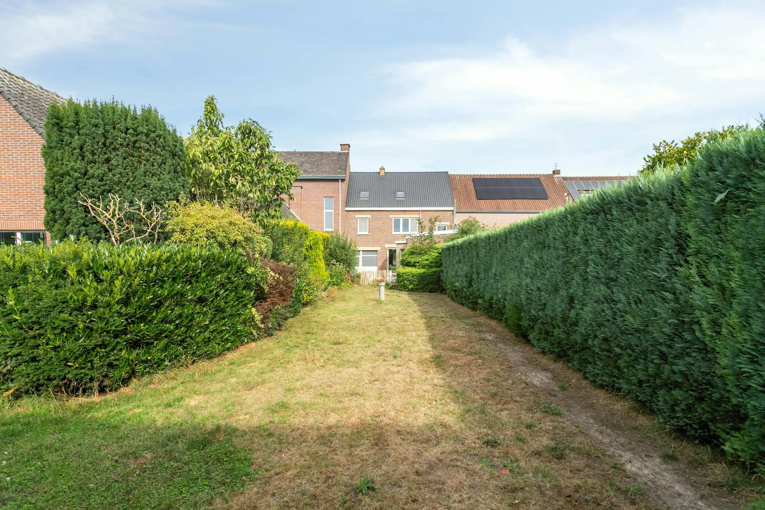 Gerenoveerde burgerwoning te koop in Velzeke (Zottegem) foto 3
