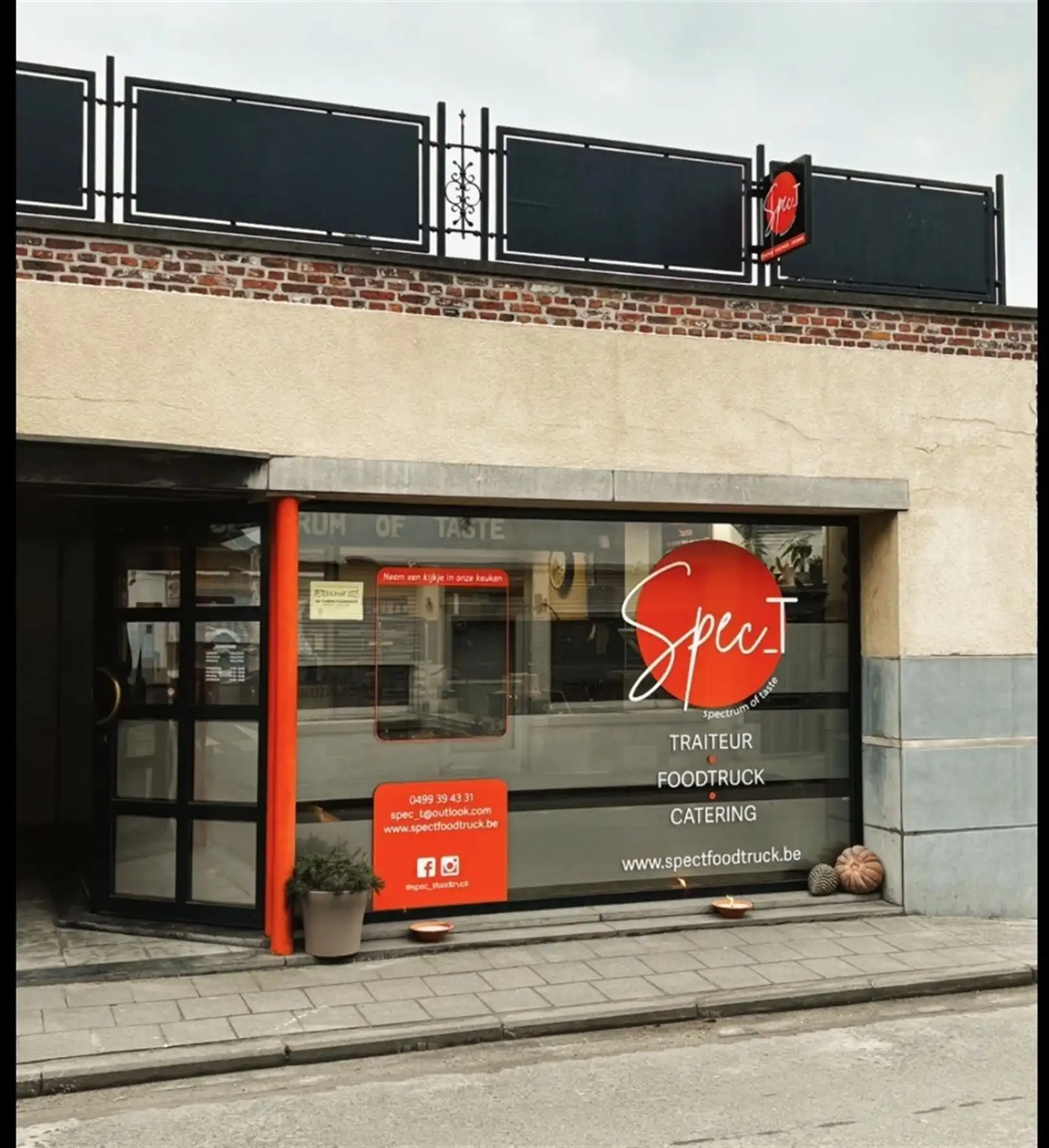 Handelspand te huur in het centrum van Moerzeke foto 3
