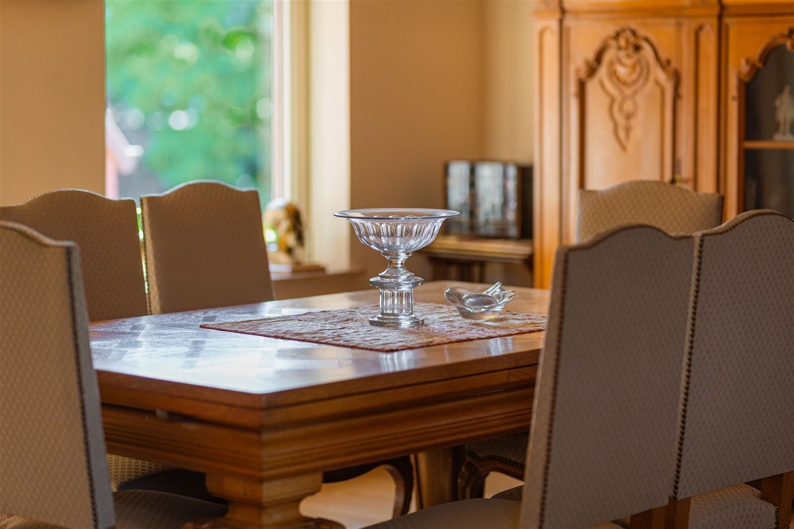 Ruim instapklaar appartement in hartje Zottegem! foto 2