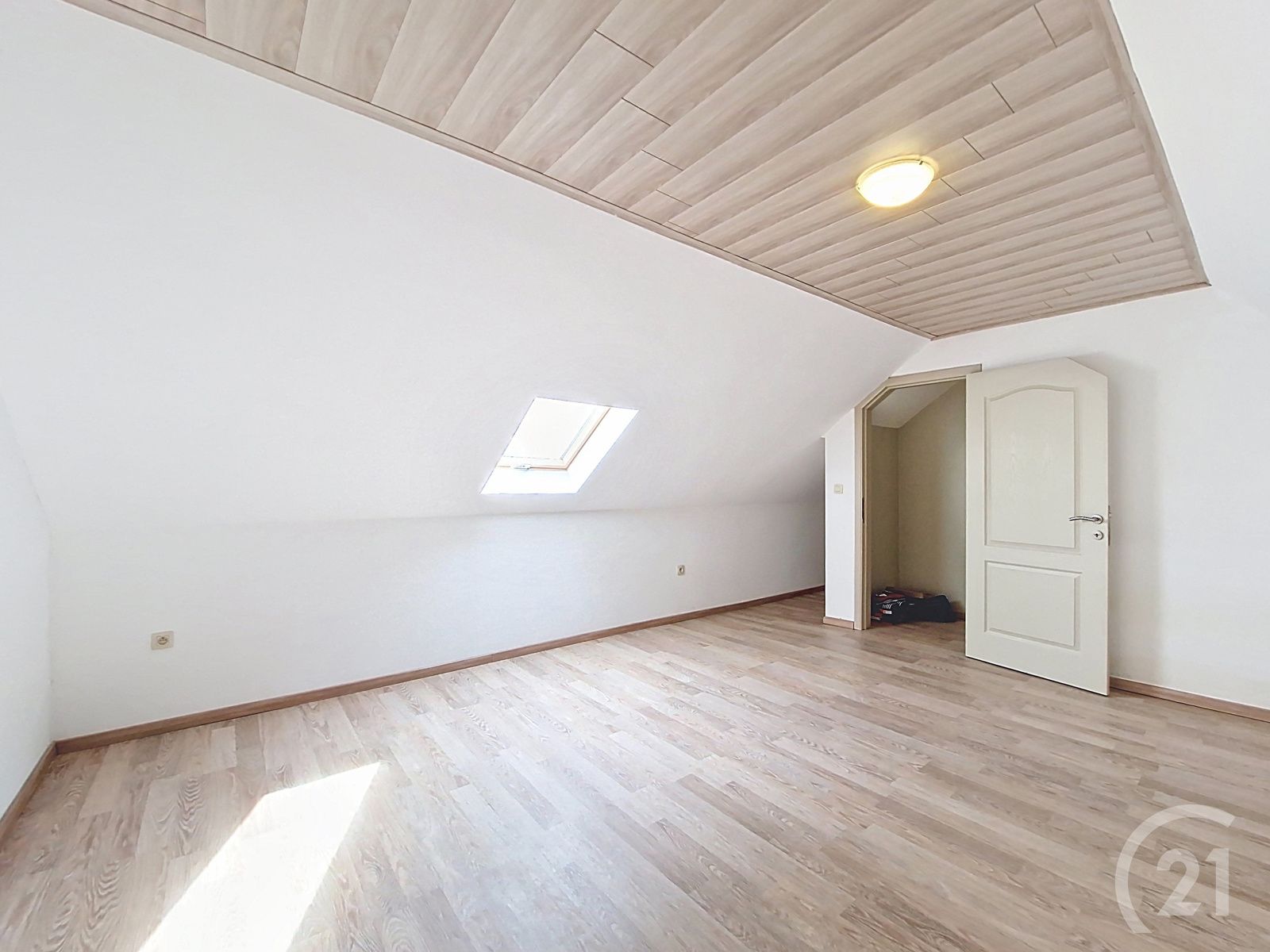 Appartement te huur! foto 14