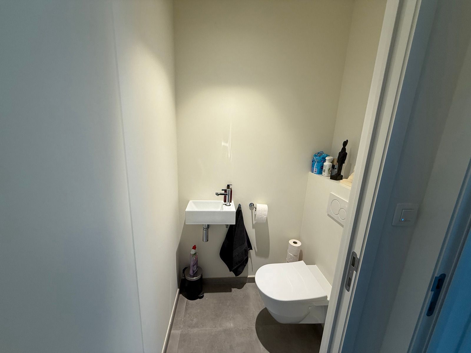 Gelijkvloers nieuwbouwapp. met 2 slpk., tuin & staanplaats foto 10