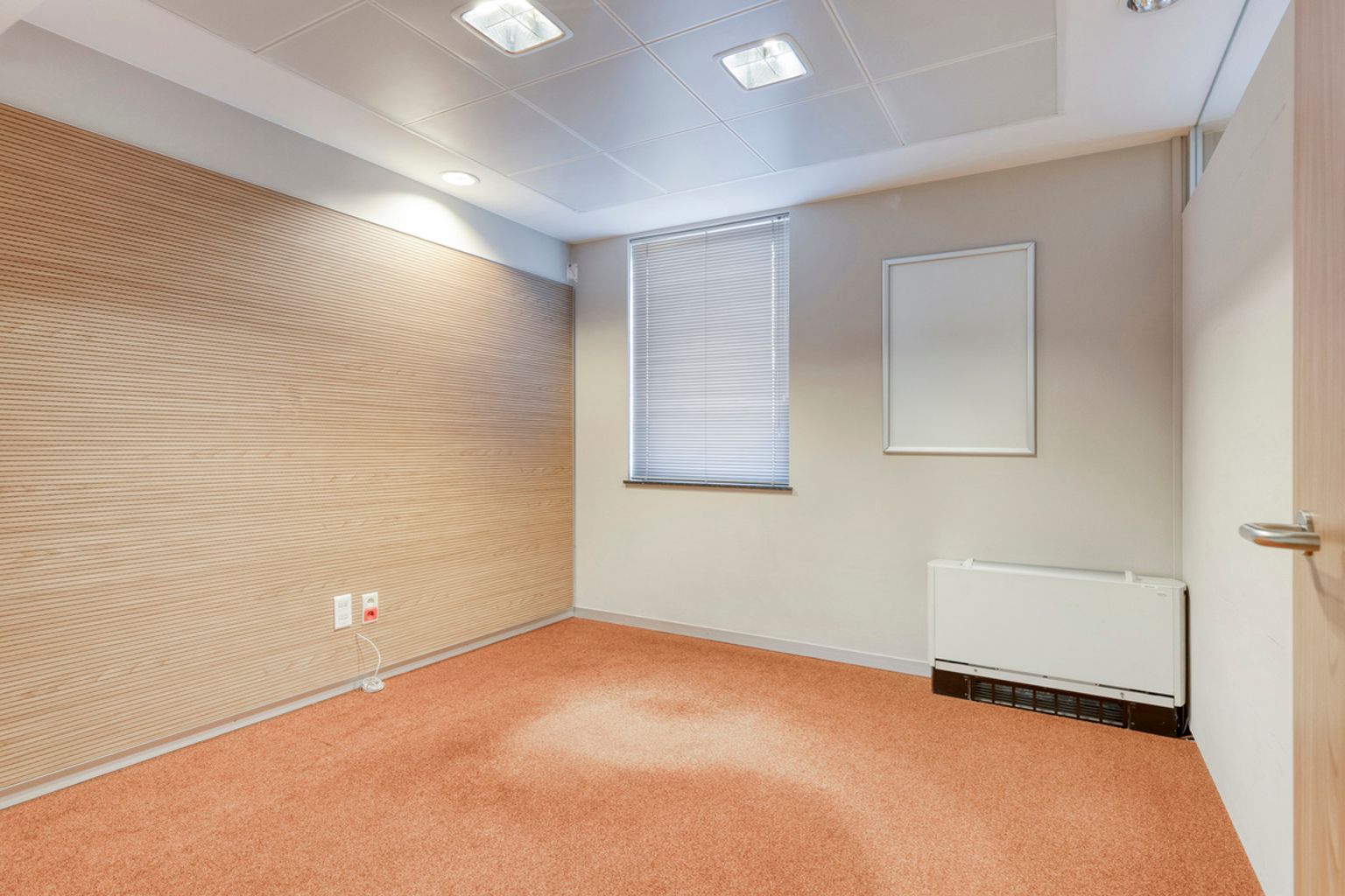 Uitstekend onderhouden gebouw voor gemengd gebruik foto 16