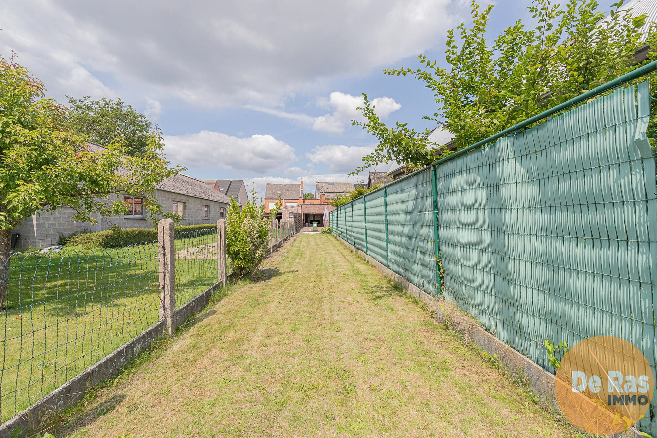 DENDERMONDE - Stevige halfopen woning met magazijn en garage foto 25