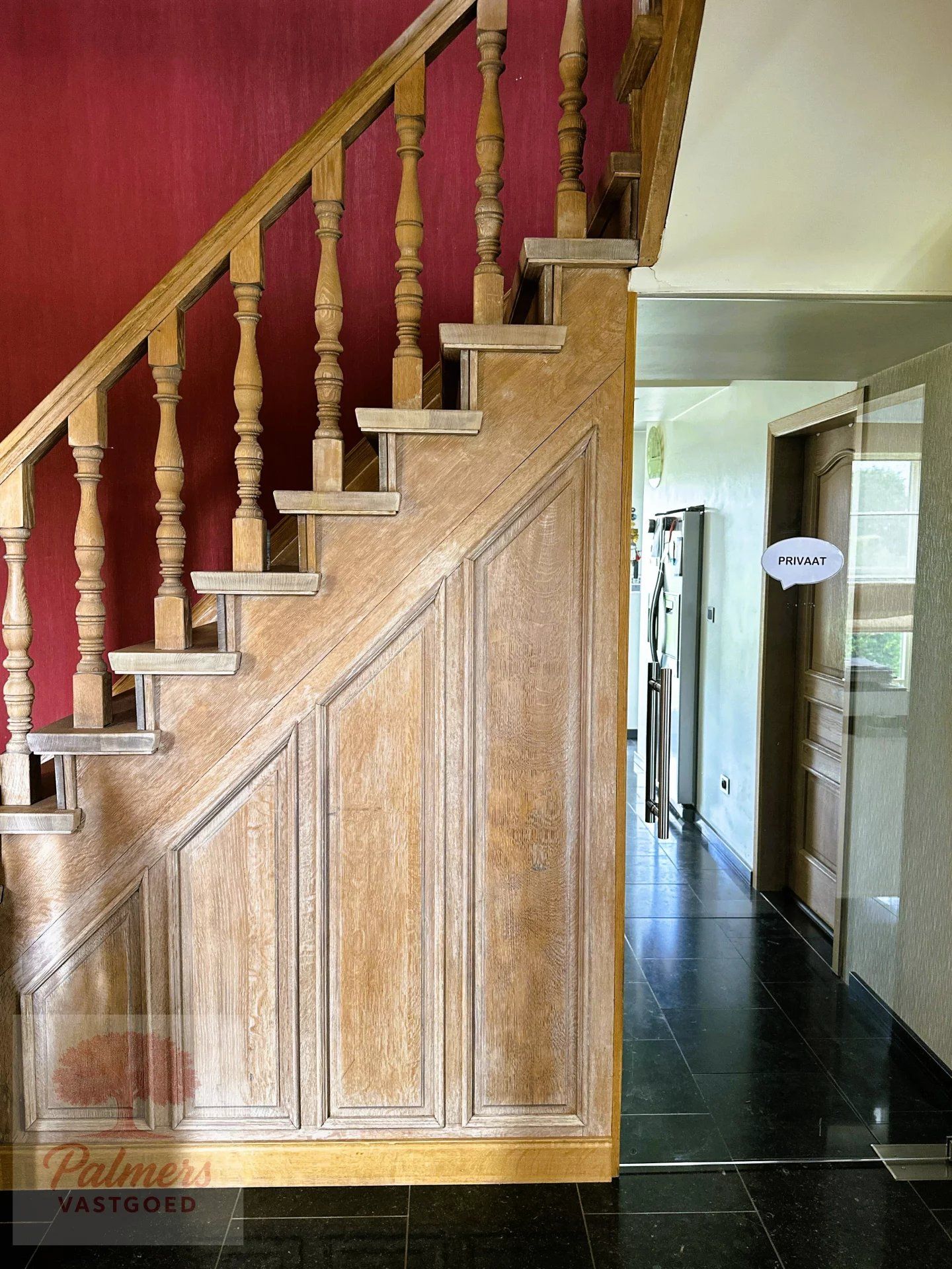Discreet gelegen villa met karakter en comfort in hartje Alken foto 17