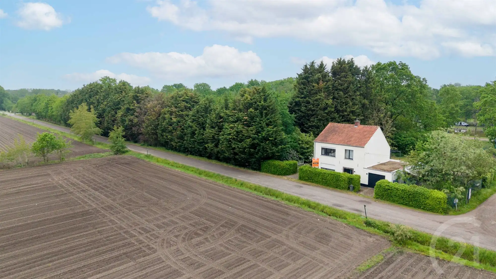 Landelijke woning met veel potentieel  foto 3