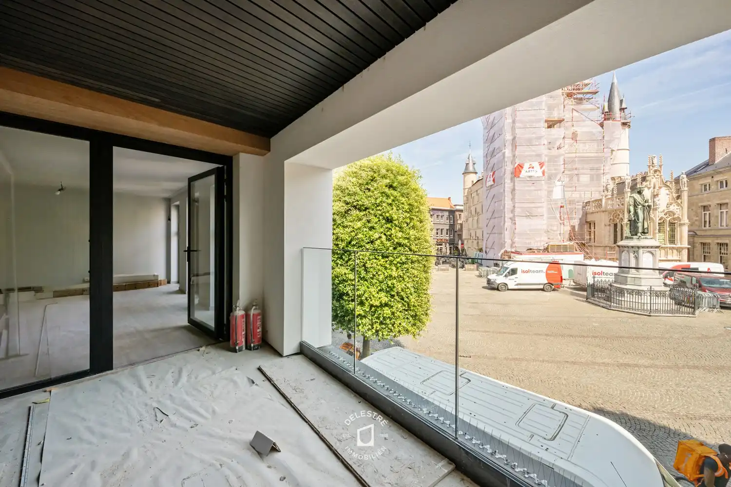 Stijlvolle quasi-nieuwbouw met panoramisch zicht op de Grote Markt – verkoop onder registratierechten foto 14