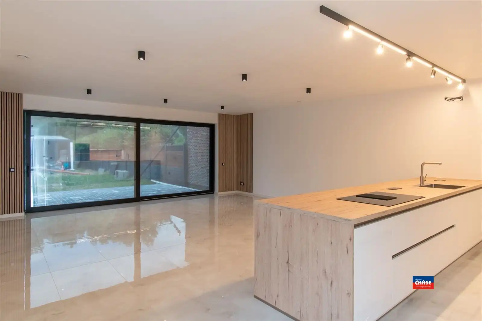 Nieuwbouwwoning met 4 slpks, 3 badk en tuin foto 6