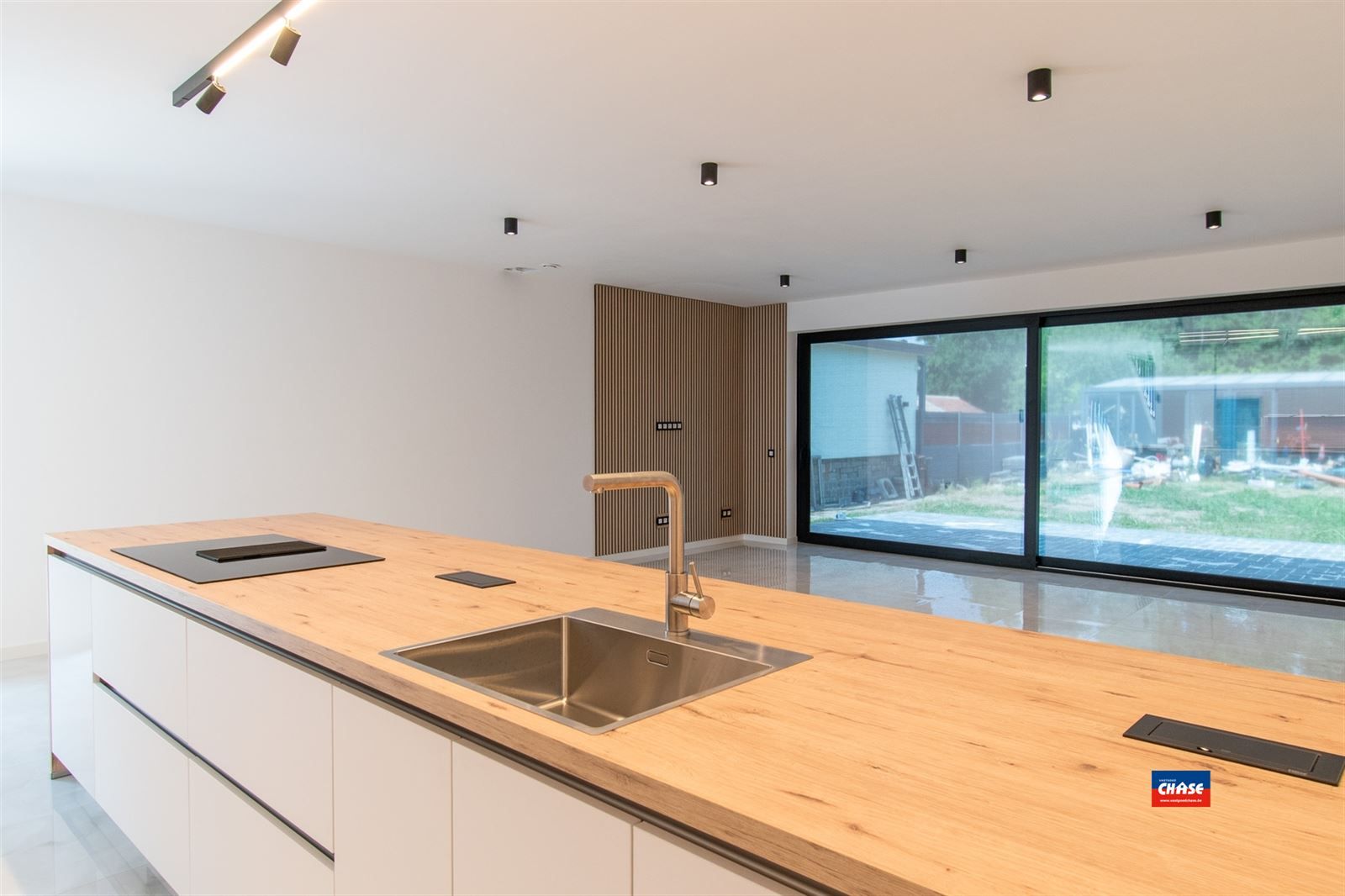 Nieuwbouwwoning met 4 slpks, 3 badk en tuin foto 6