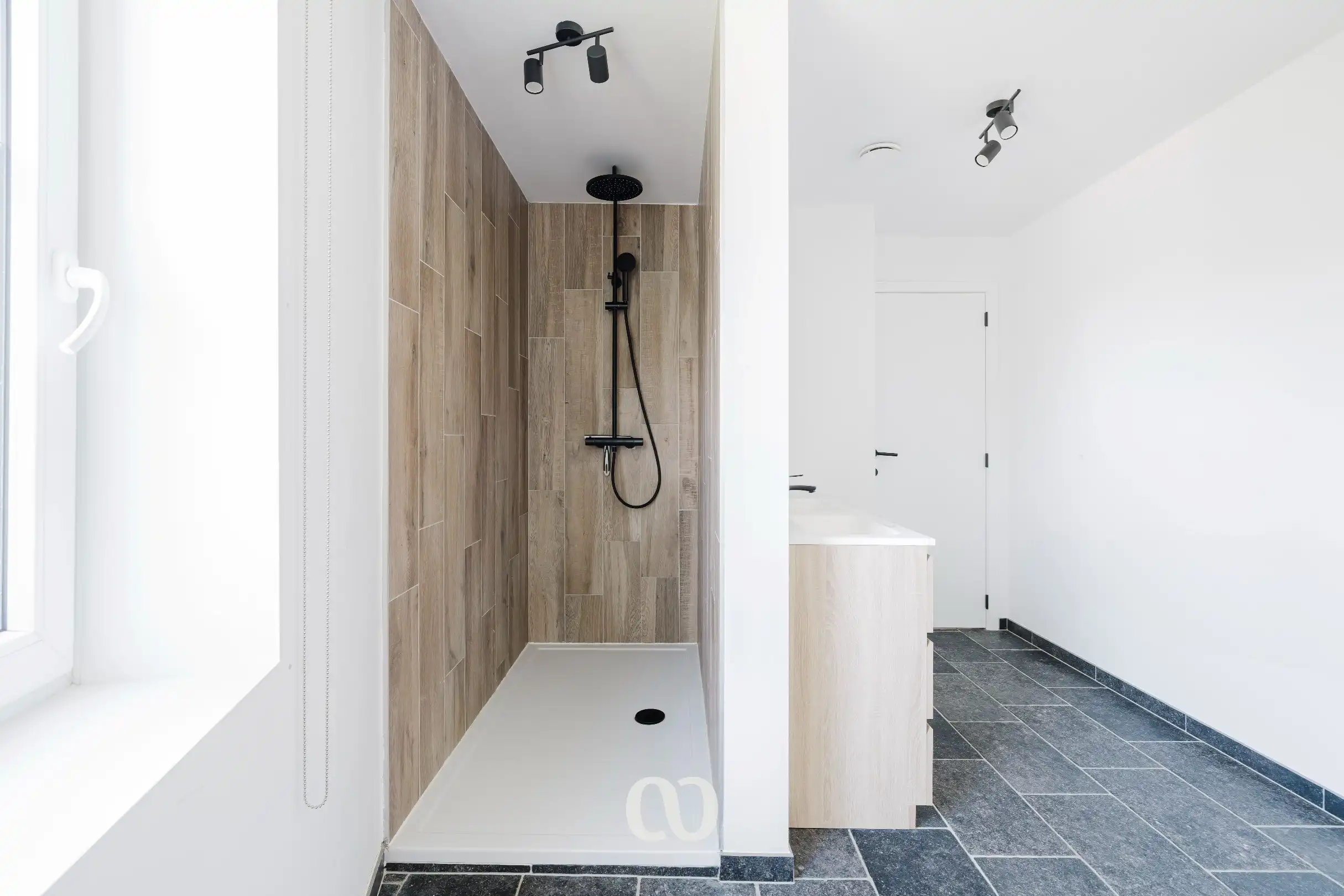 Ruime nieuwbouwwoning met 4 slaapkamers foto 20