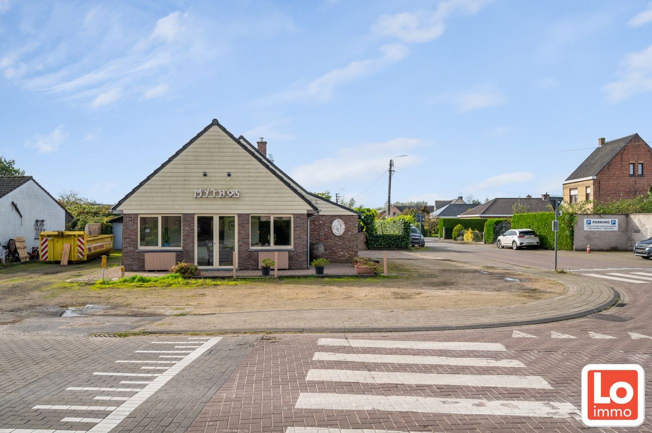 Instapklaar handels/horecapand op een toplocatie in het Centrum van Hijfte(Lochristi) foto 3