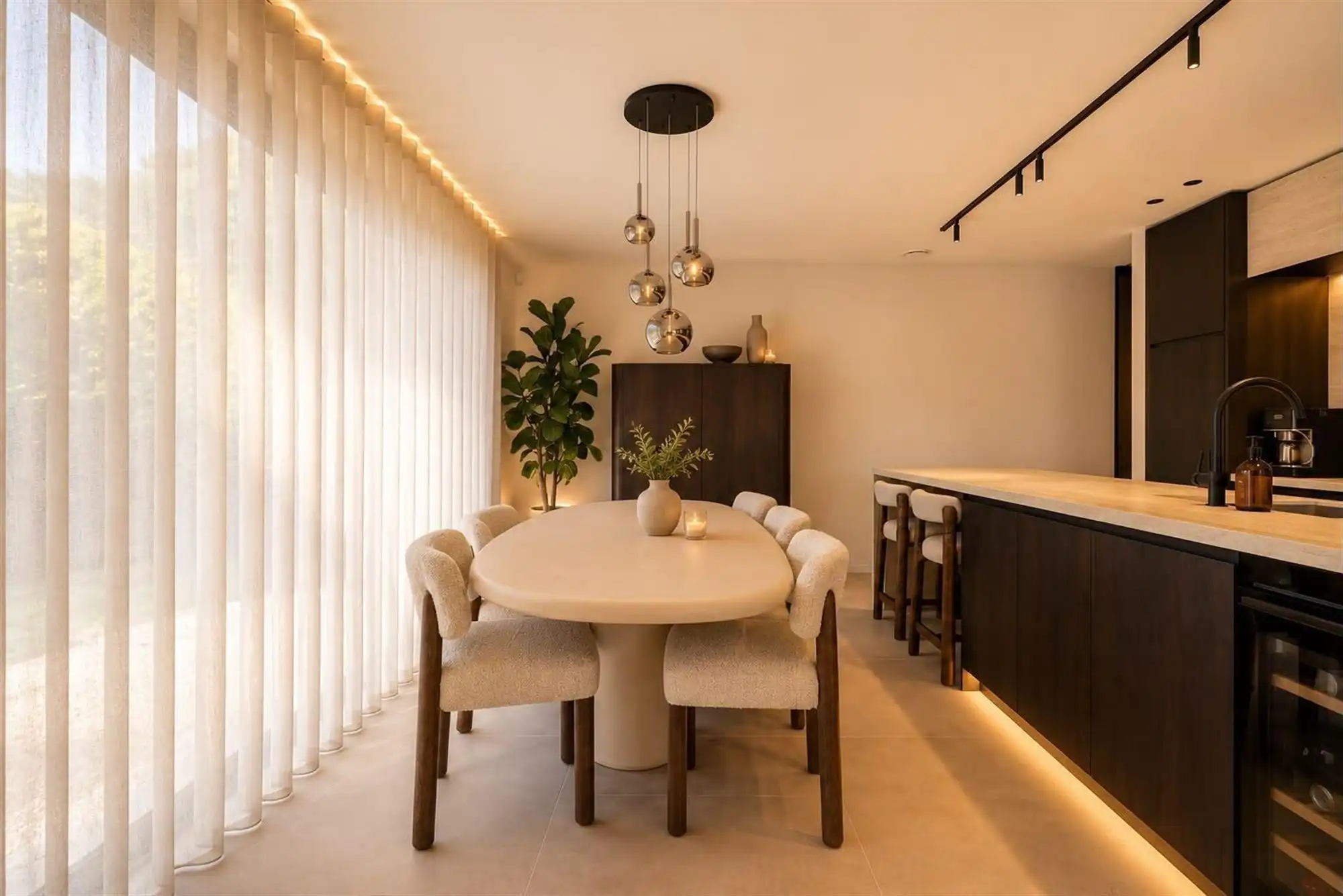 Gelijkvloers wonen met privacy en zonder syndicuskosten! foto 4