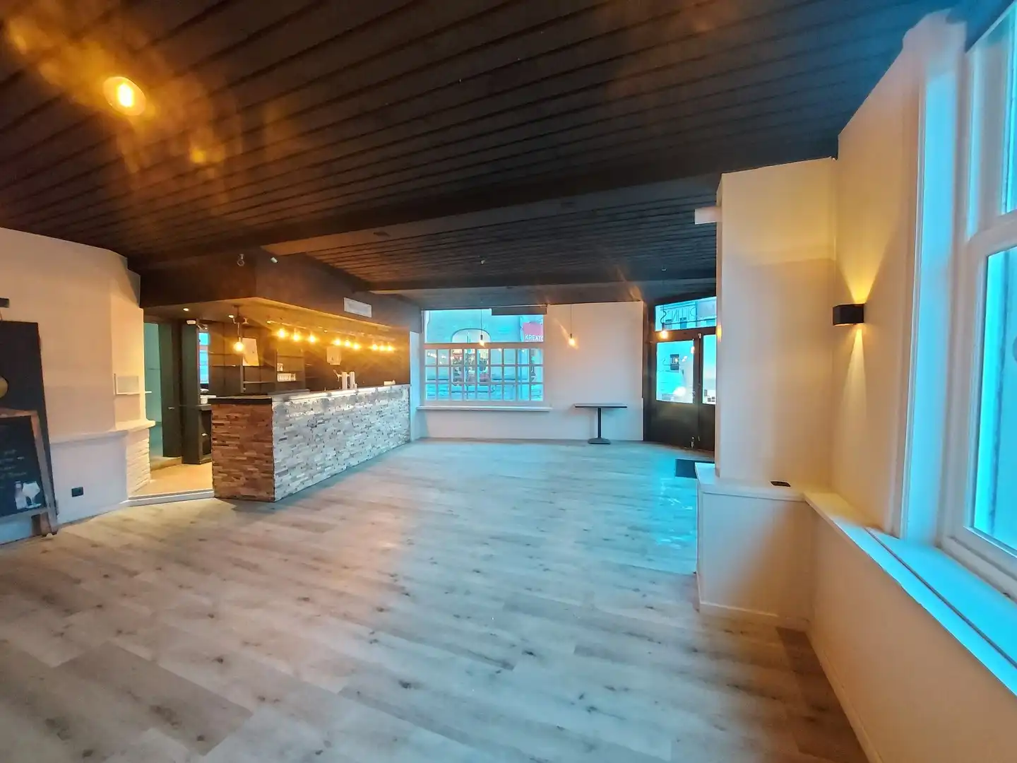 Horeca in Gullegemsesteenweg 2 te huur via Kortrijk Zaait foto 2