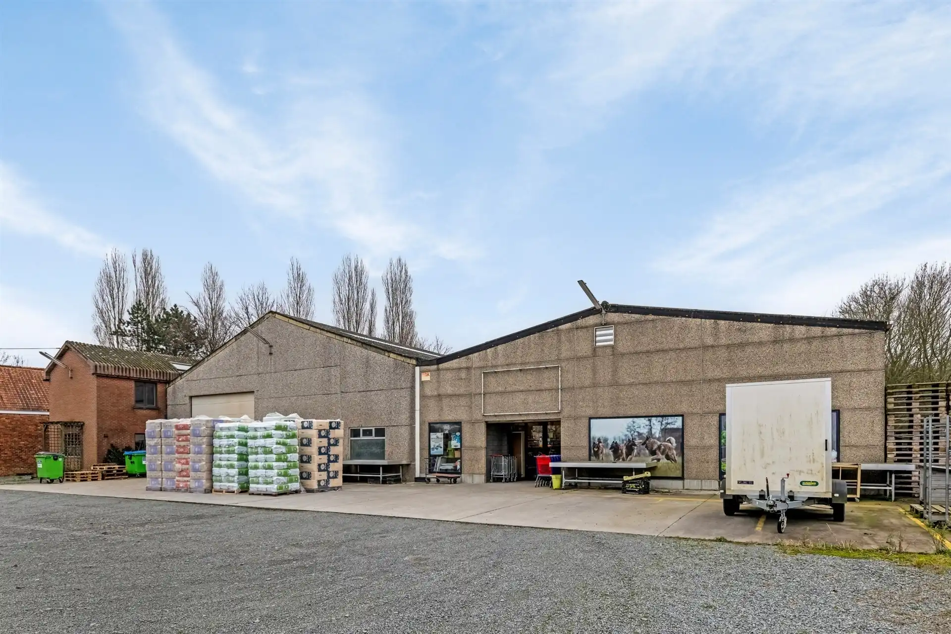 Landbouwbedrijf met een bedrijfswoning foto 18