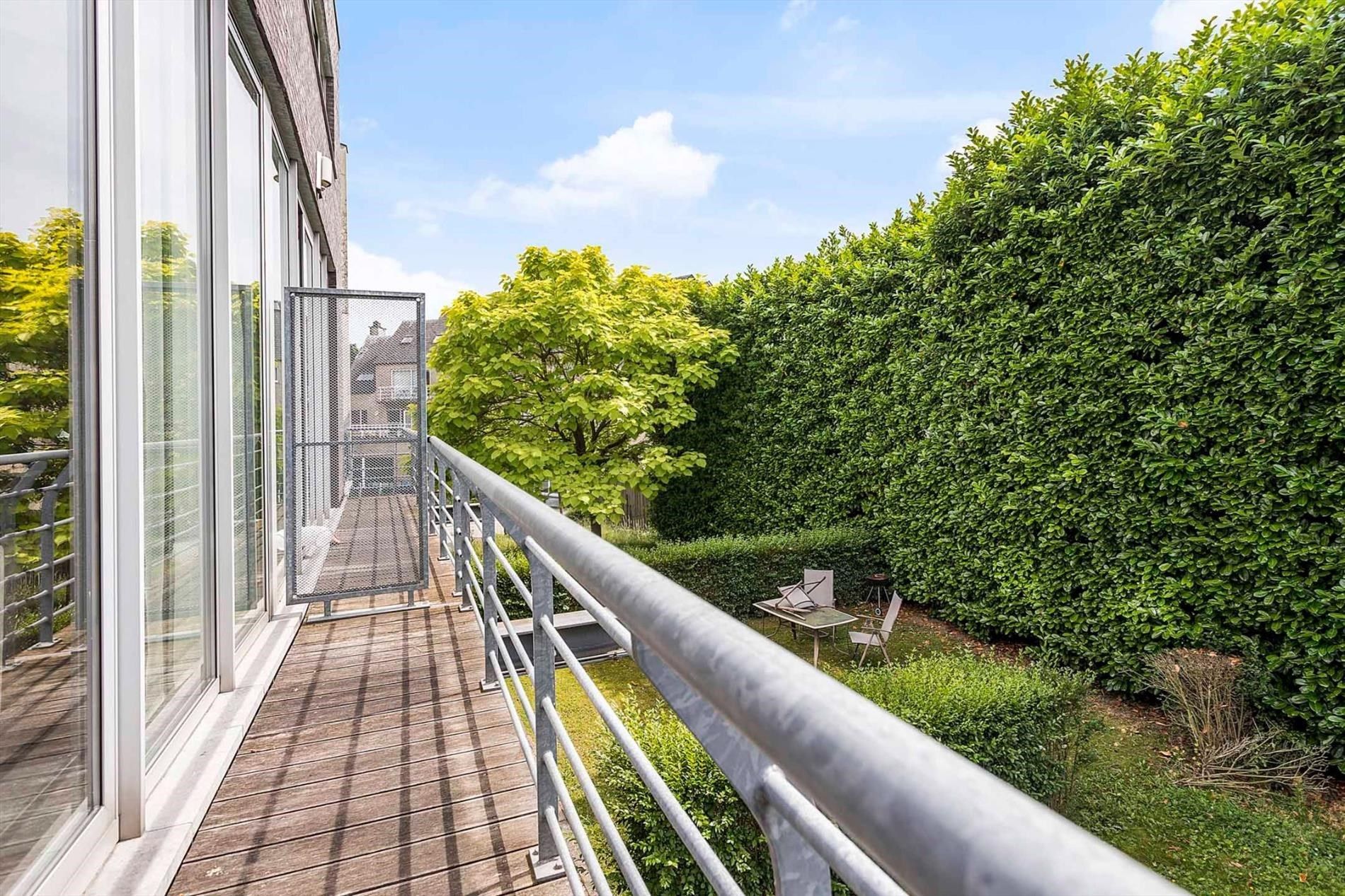 Dilbeek centrum: duplex appartement met 2 slaapkamers en tuintje foto 10