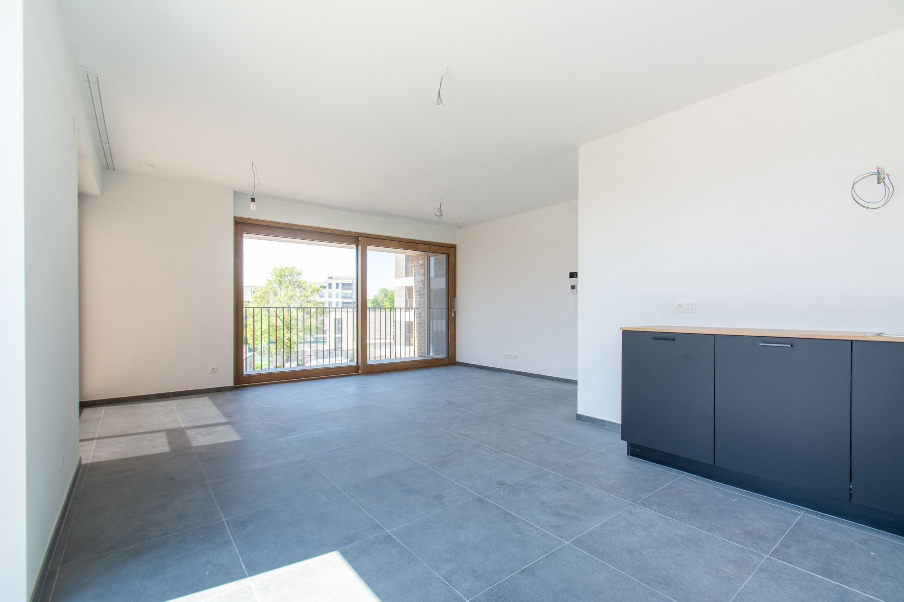 Gemeubeld en comfortabel 1slpk appt. met terras foto 2