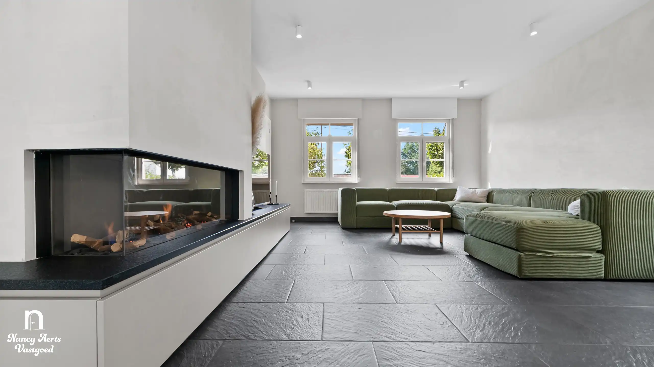 Verrassend ruime woning met aparte studio op rustige locatie foto 4