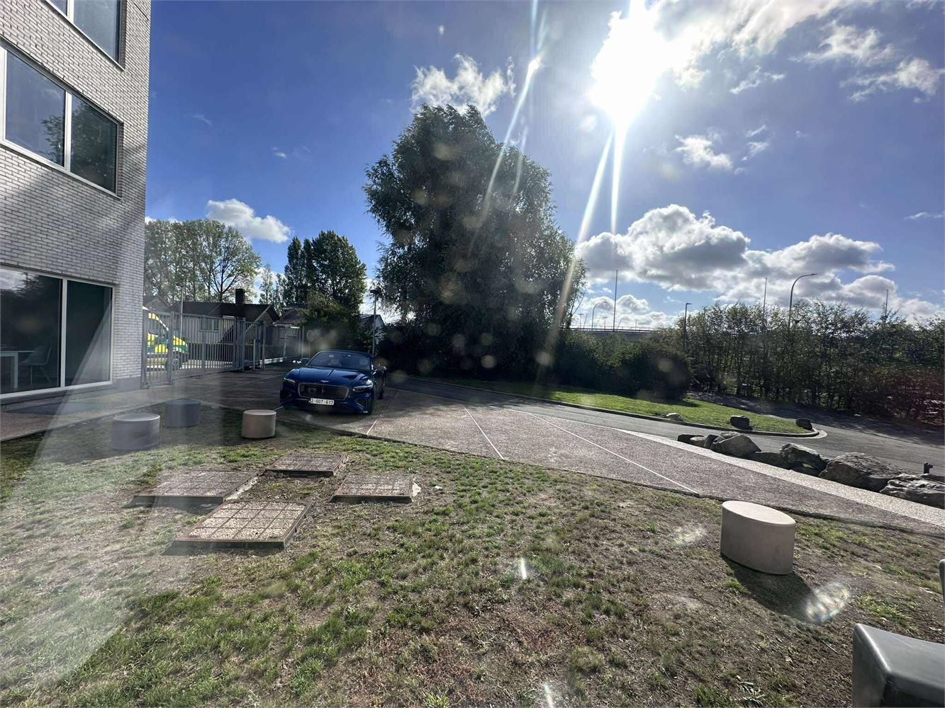 UNIEKE KANTOREN MET PARKING EN VERSCHILLENDE OPPERVLAKTES foto 19