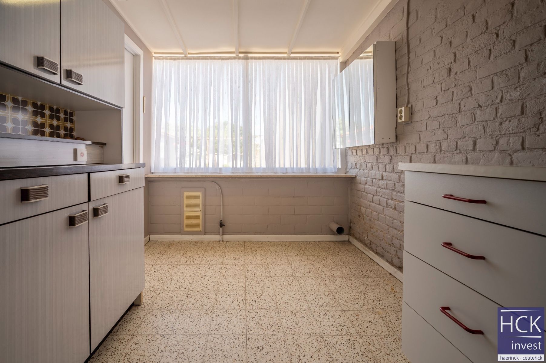 WINGENE - Kraaknette woning met 3 SLPK, inpandige garage én tuin foto 22