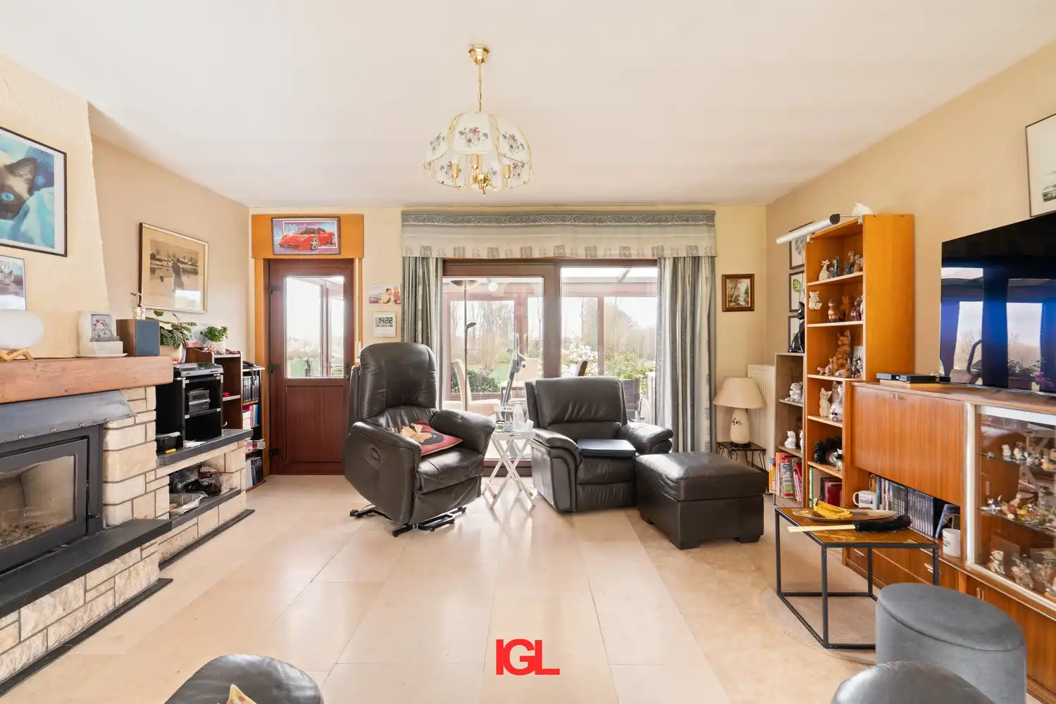 Ruime Villa op 45a65ca grond foto 7