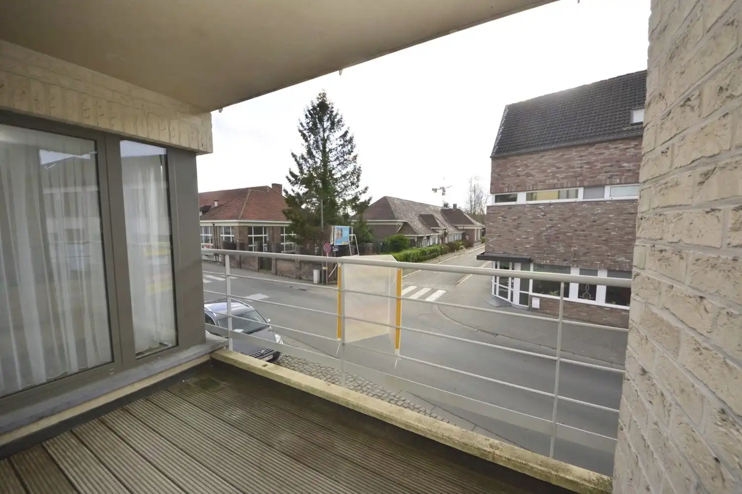 INSTAPKLAAR APP. MET TERRAS EN AUTOSTAANPLAATS CENTRUM NINOVE foto 32