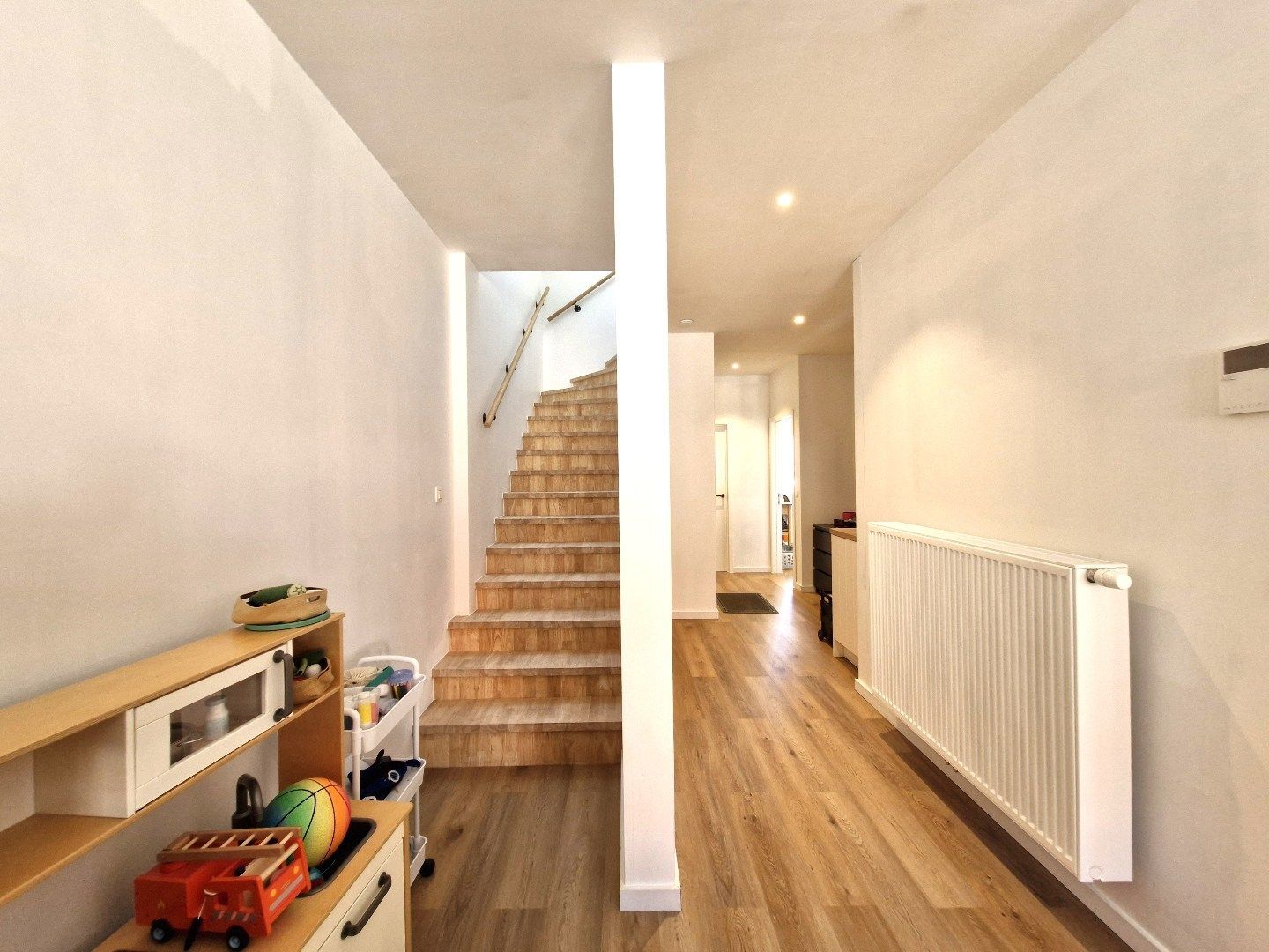 Zeer groot (129 m²), volledig gerenoveerd duplexappartement te Westkapelle foto 11