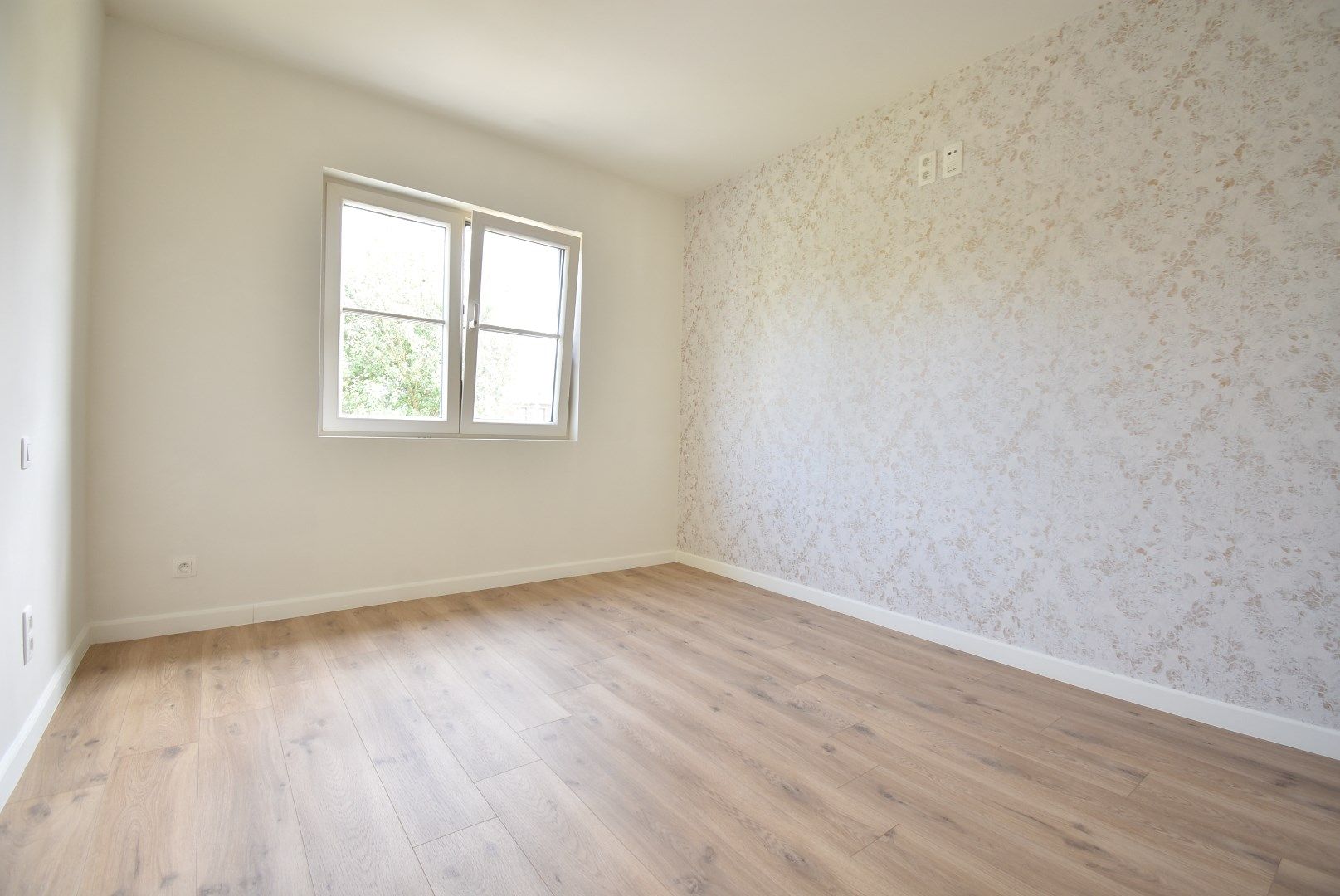 Gerenoveerde en smaakvol afgewerkte woning te Hoeselt  foto 12