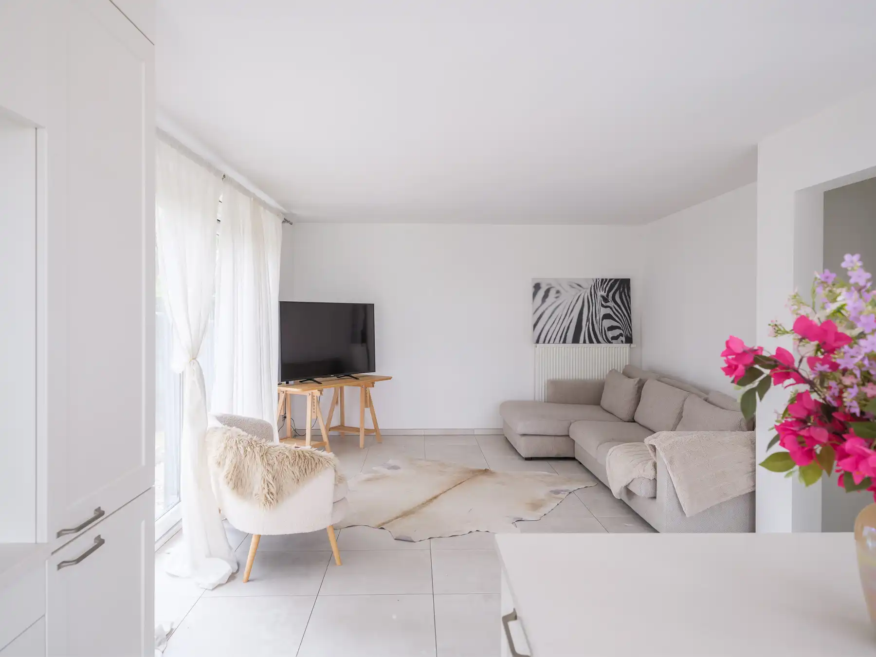 Moderne en energiezuinige woning in groene omgeving foto 8