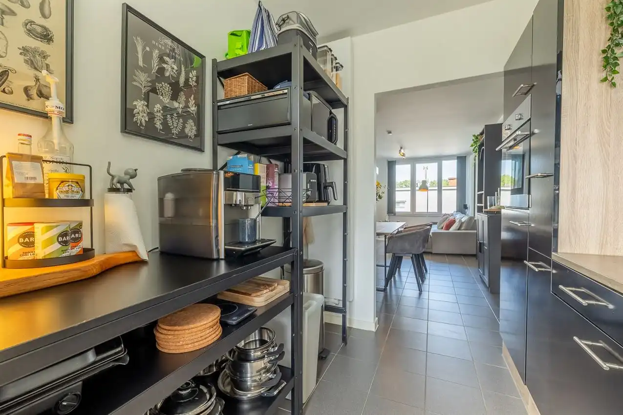 Gunstig gelegen woning, gelijkvloers, 2 slpk, omheinde tuin, garage foto 14