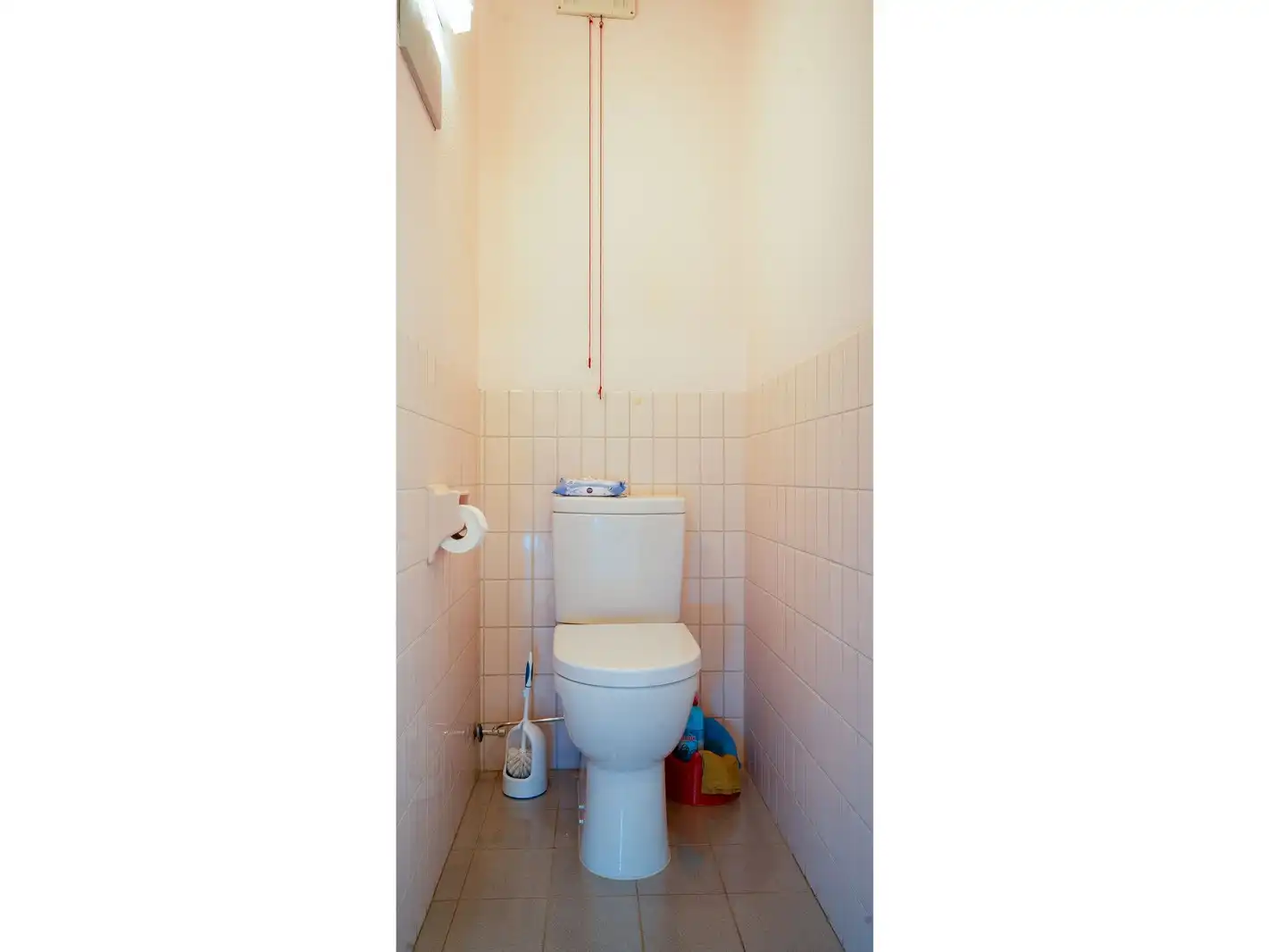 Licht op te frissen appartement op toplocatie! foto 14