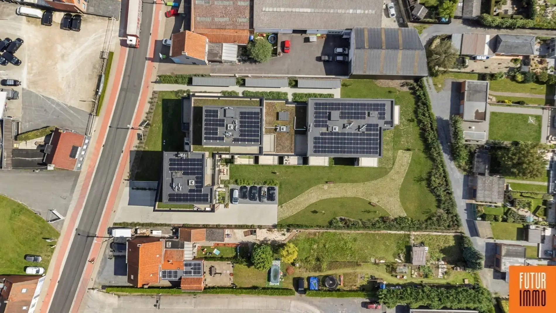 Ruim 2-slpk appartement met dubbel terras foto 5