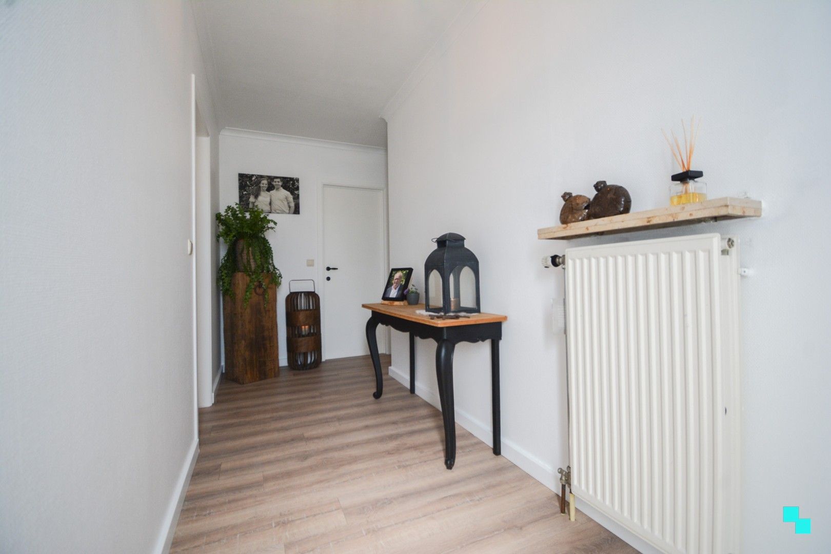 Instapklare woning te Sint-Eloois-Winkel foto 3