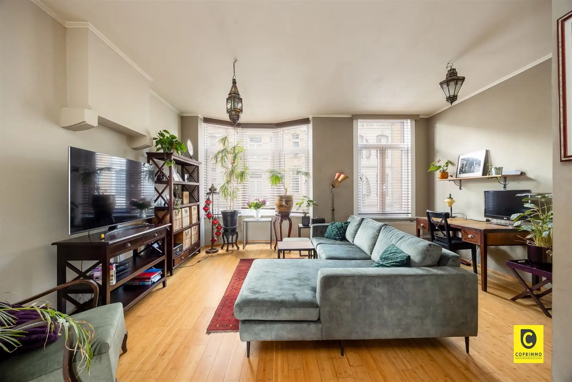 Zeer ruime bel-etage met tuin nabij Rivierenhof ! foto 3