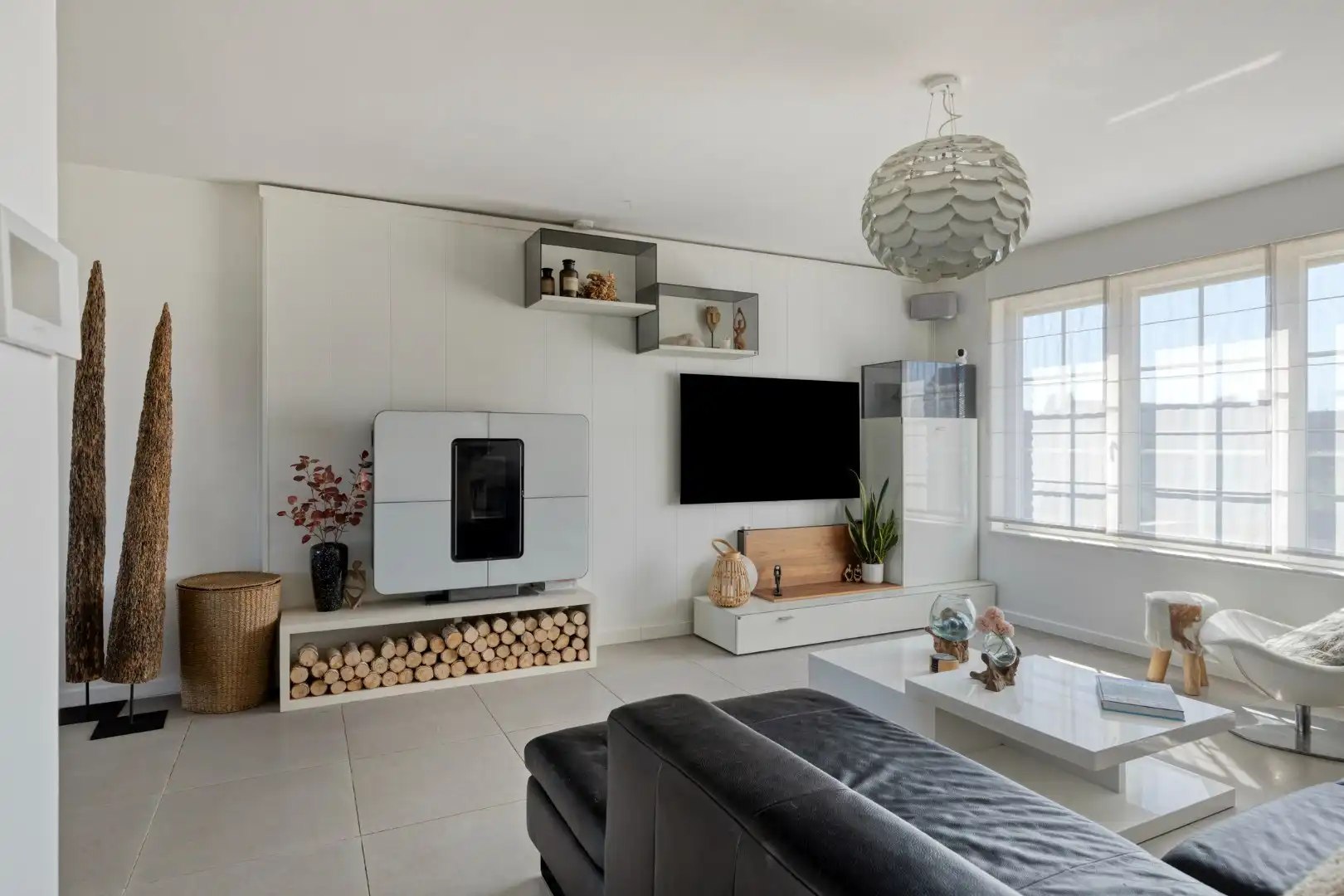 Mooie bel-etage woning van 234 m² bew.opp. op 344 m² grond. foto 7