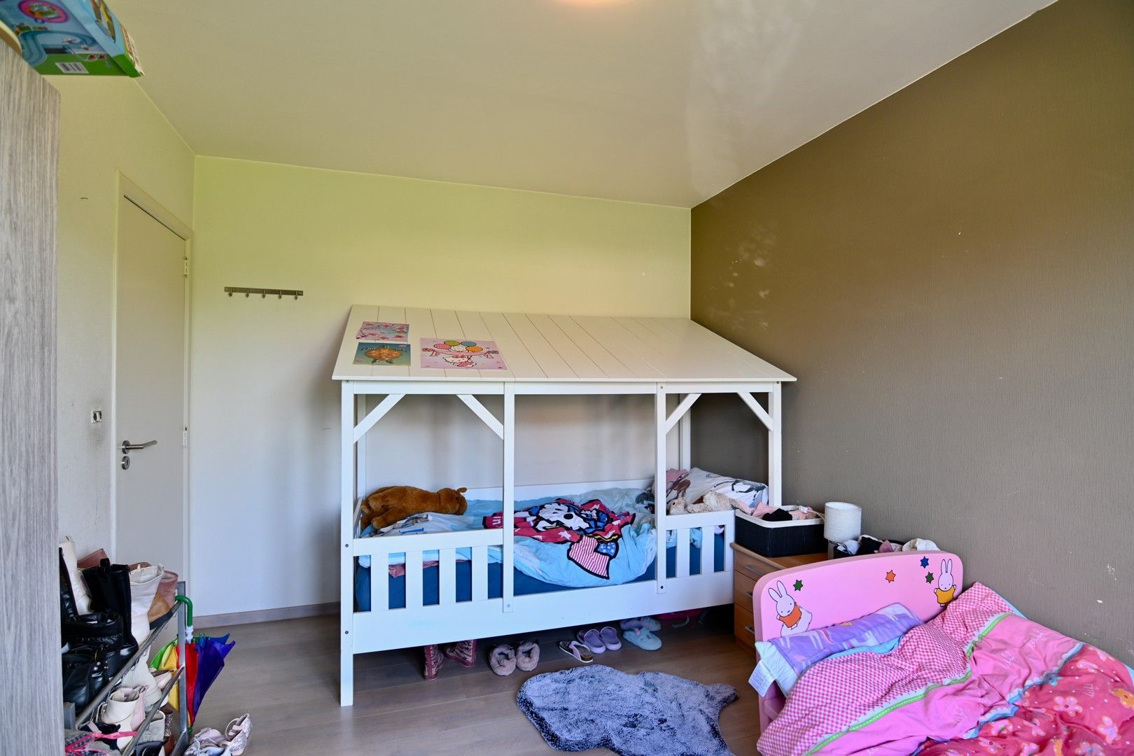 Gelijkvloerse instapklare woning met 3 slaapkamers en ruime kelder op een perceel van 14a 38ca foto 13