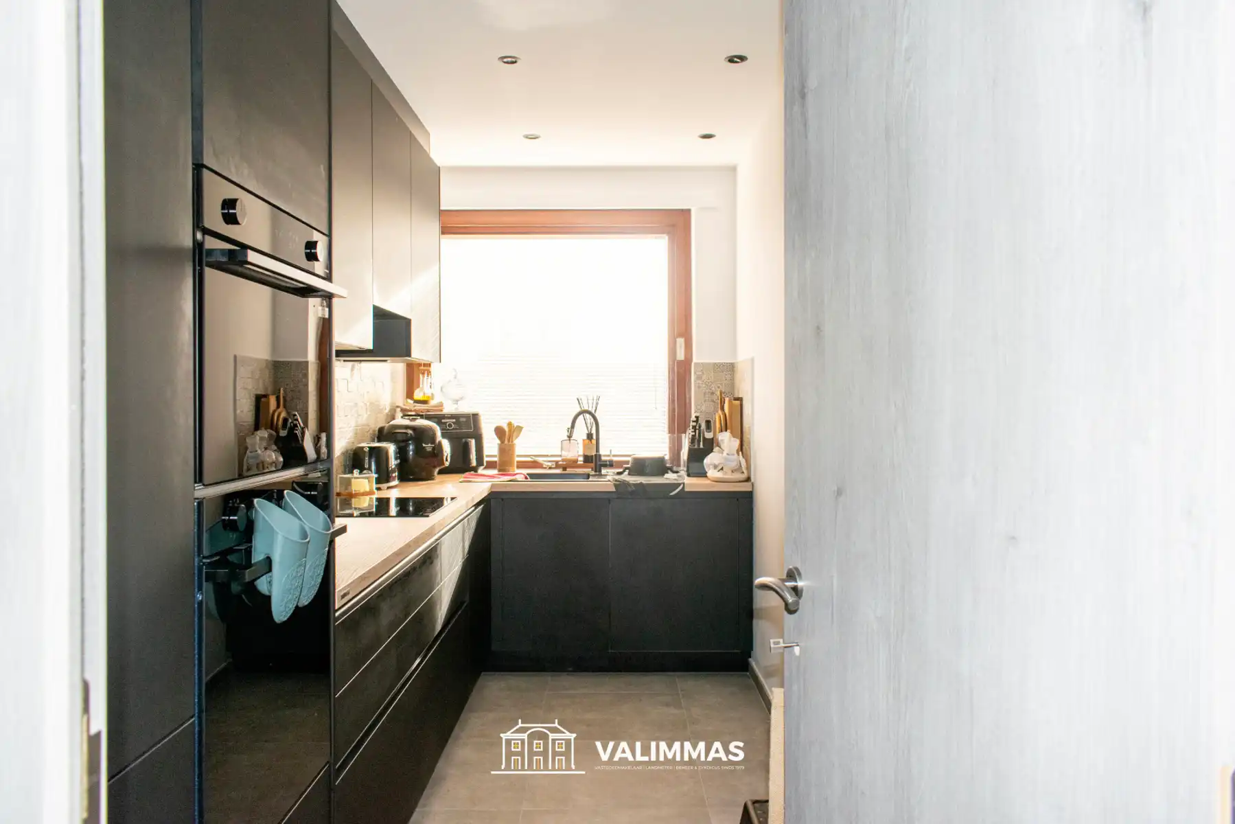 Mooi hoekappartement met 2x terras, kelder & event. garage foto 6