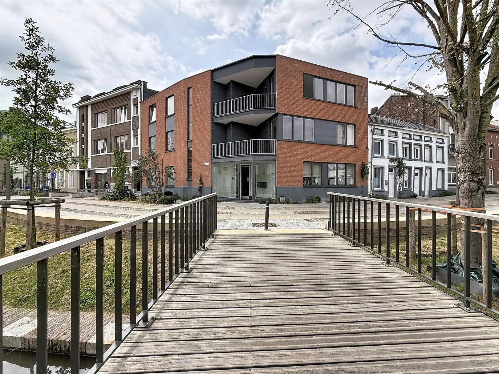 Gemeubeld appartement, 2 slpks, terras en kelder foto {{pictureIndex}}
