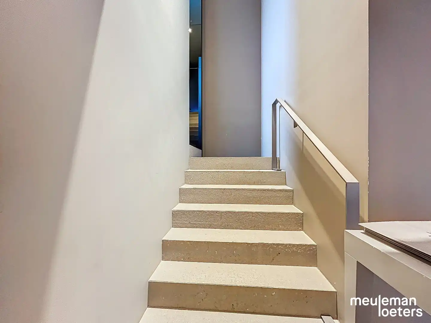 Unieke winkelruimte in het commercieel centrum foto 6