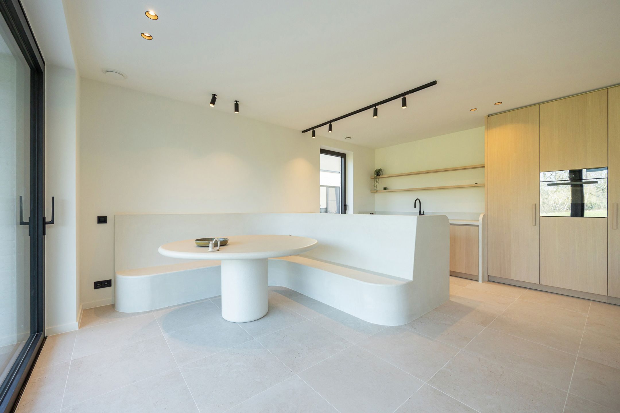 Trendy nieuwbouw gelijkvloers appartement foto 3