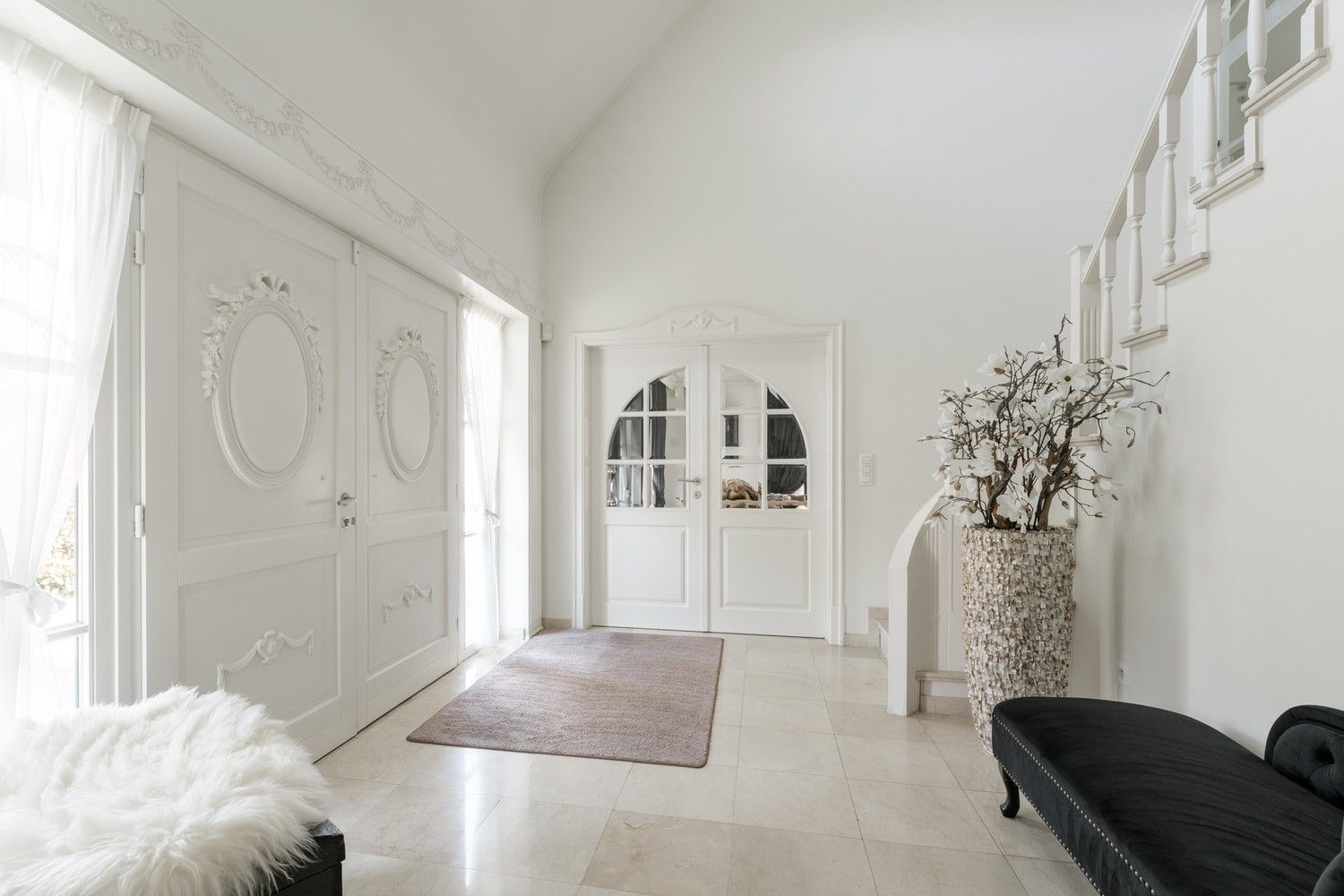 Villa landhuis op een gunstige locatie vlakbij de Nederlandse grens! foto 4