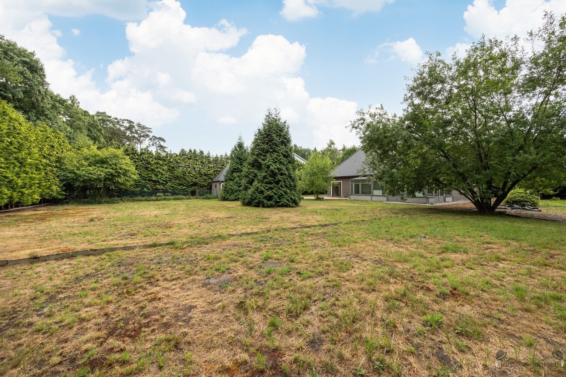Luxe villa “Carpe Diem” op een zonovergoten perceel van 3.075 m² foto 26