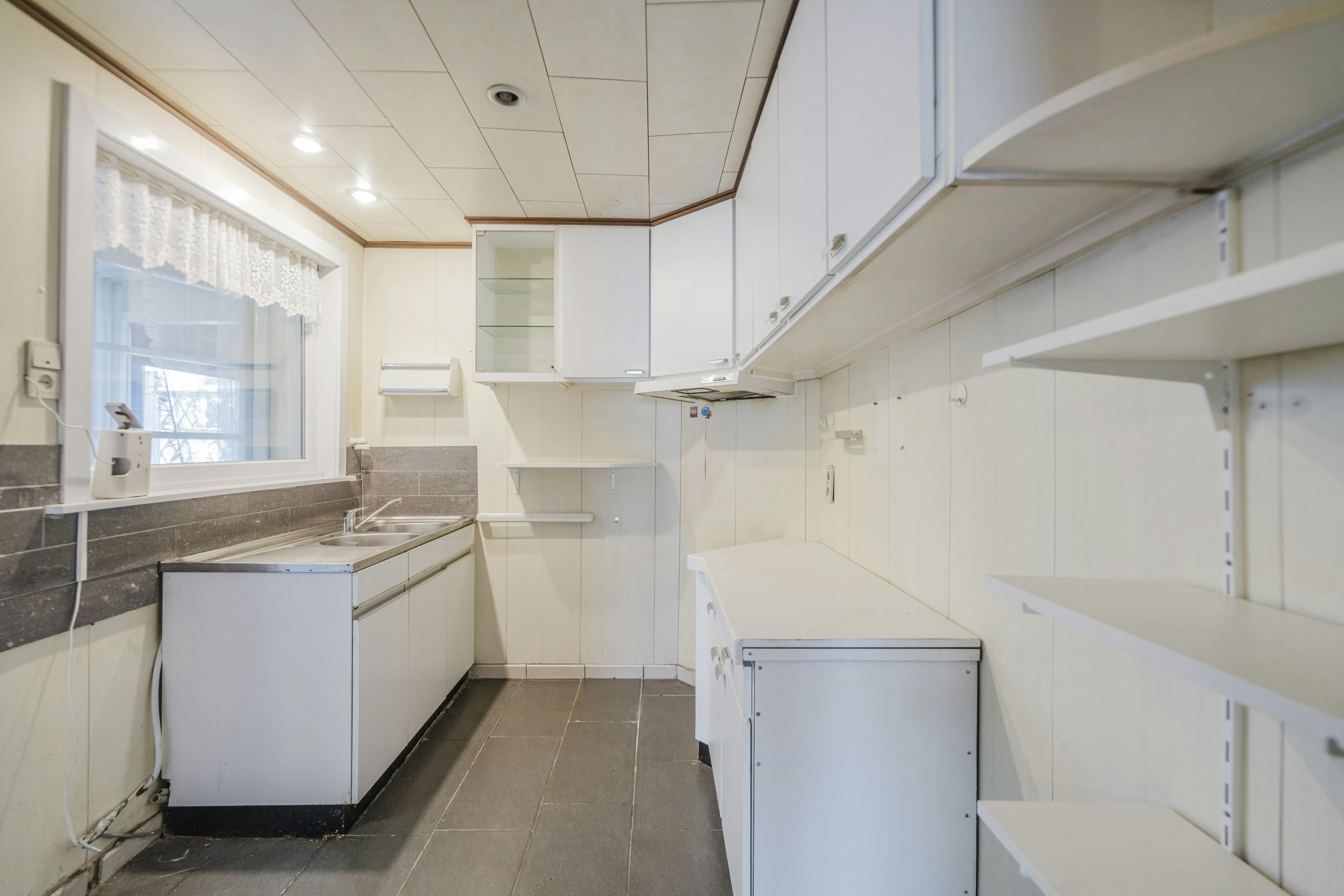 Te renoveren gezinswoning te koop Aalbeke/Kortrijk foto 8